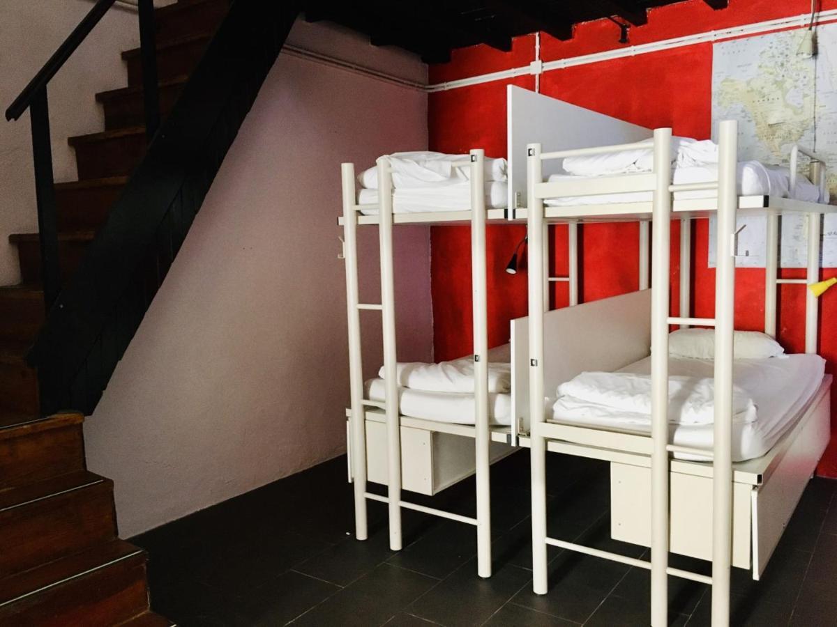 Safestay Lisbon Bairro Alto Екстериор снимка