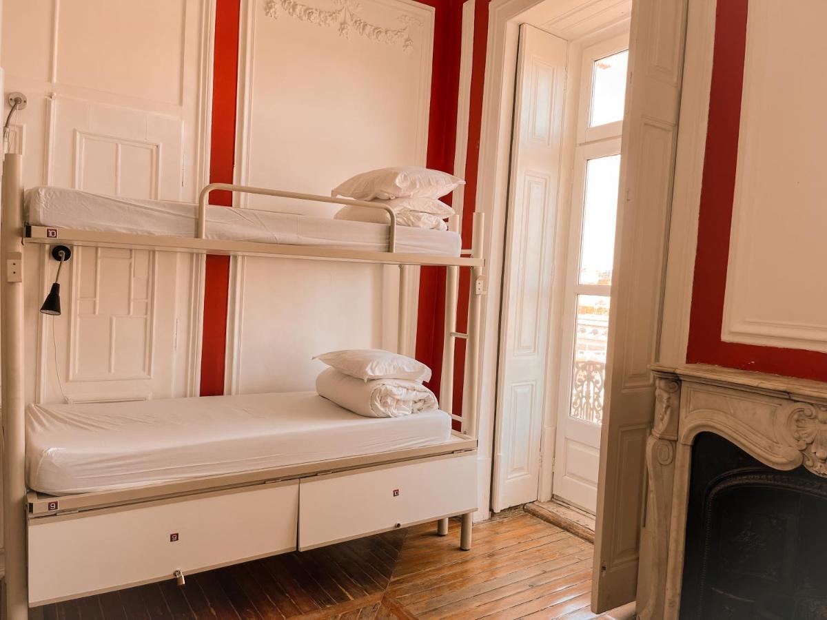 Safestay Lisbon Bairro Alto Екстериор снимка