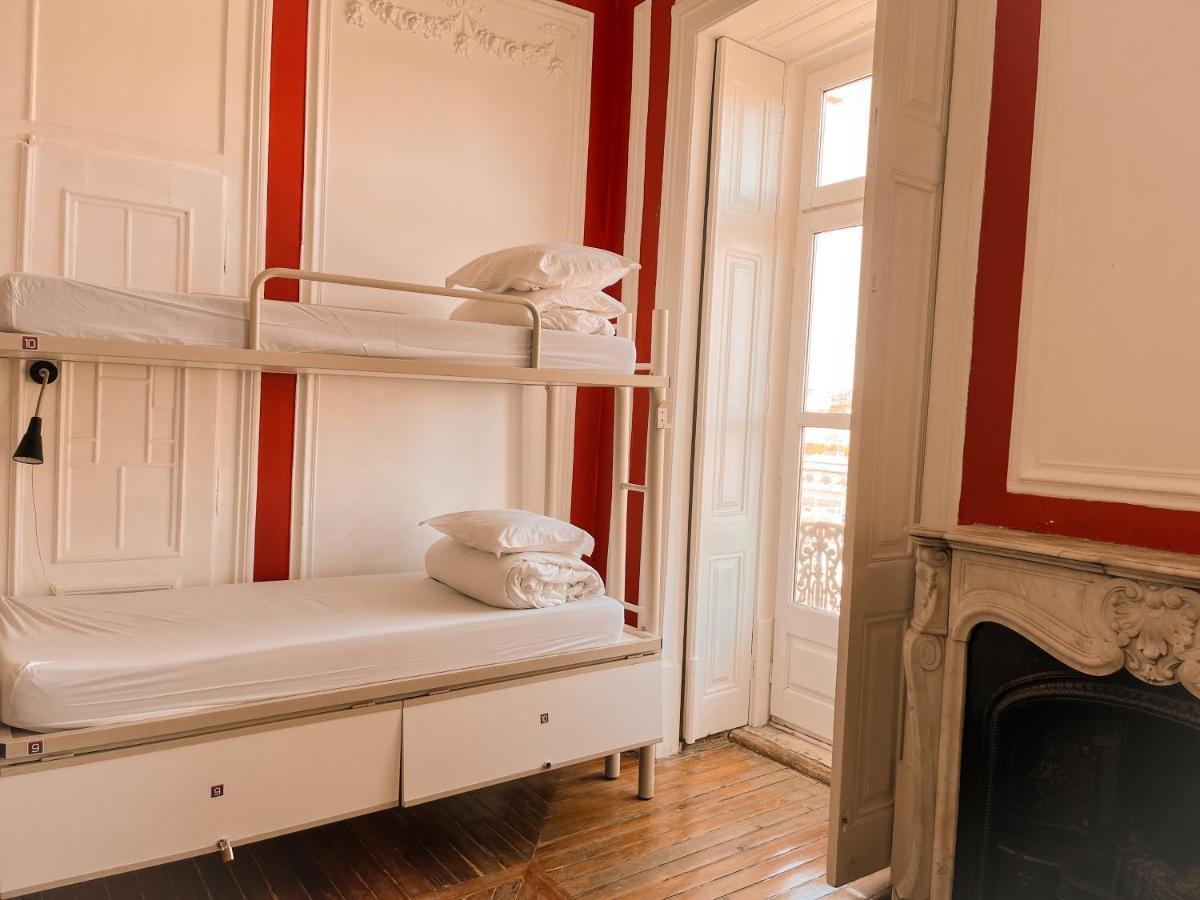 Safestay Lisbon Bairro Alto Екстериор снимка